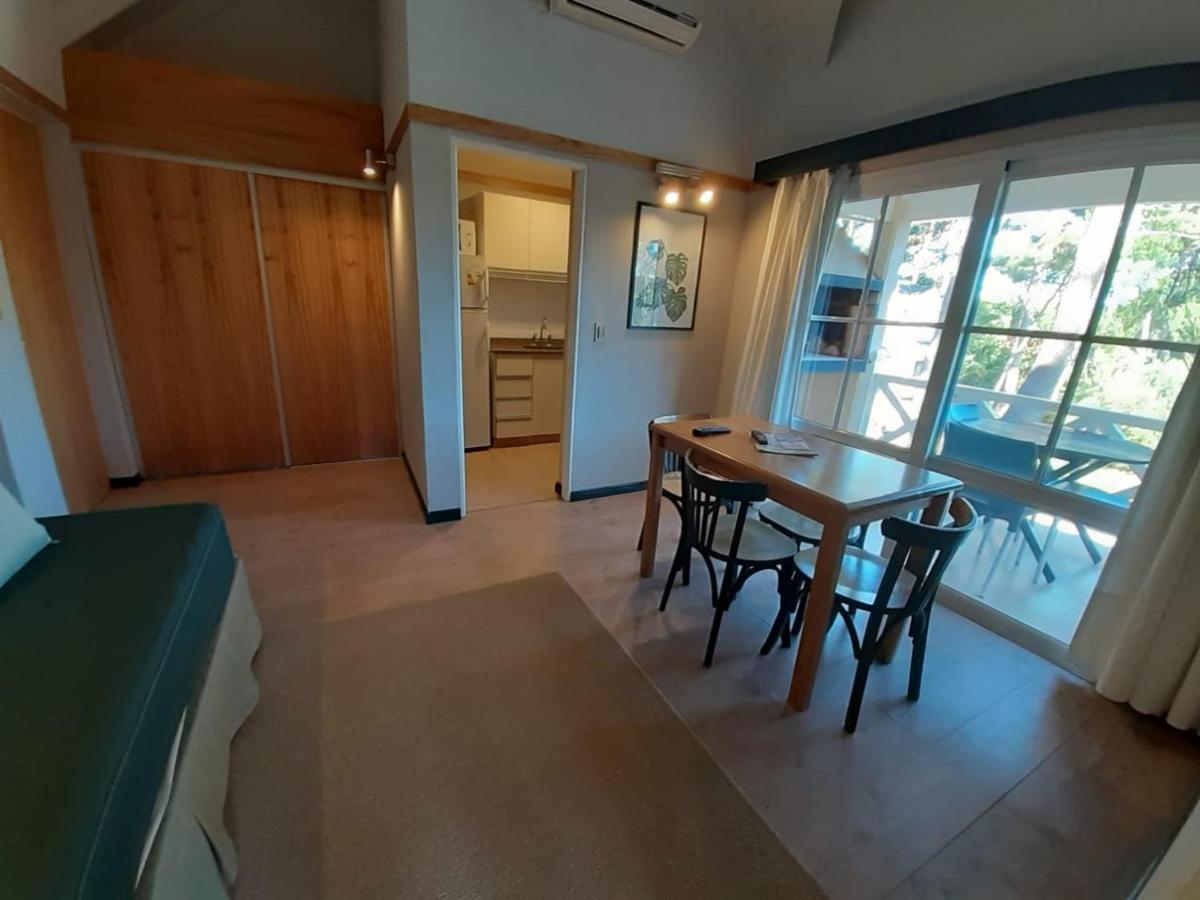 Miradores Del Bosque Apart & Spa 马德拉潘帕斯 外观 照片
